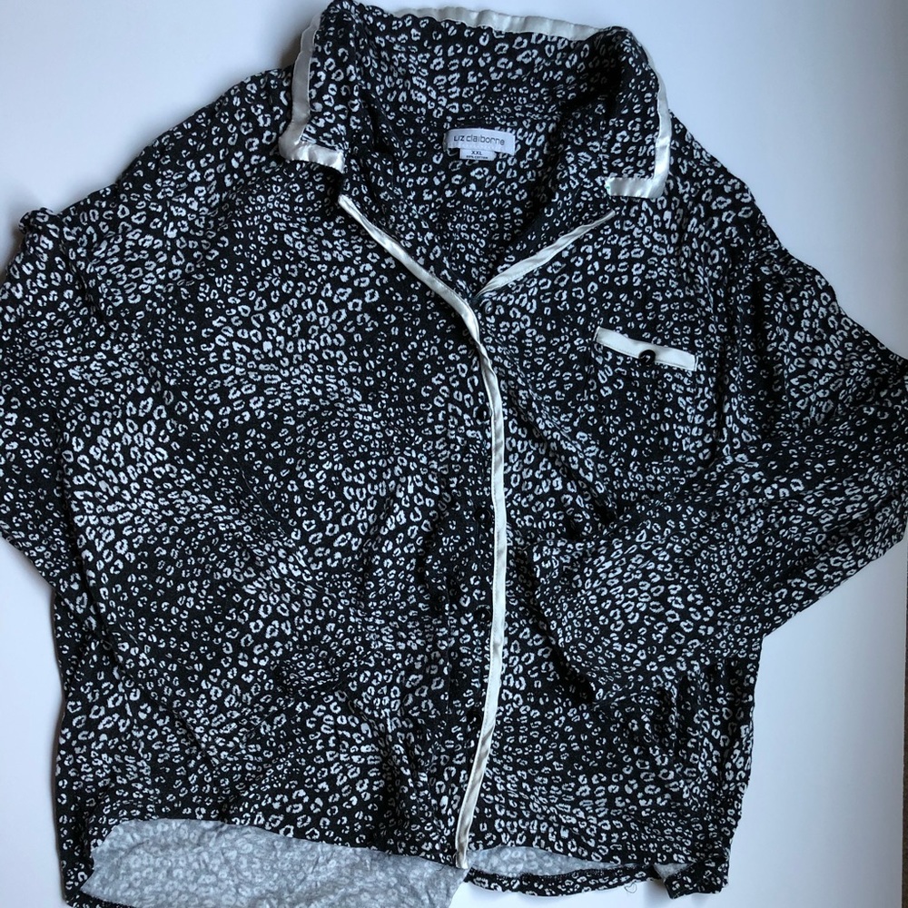 Leopard print top